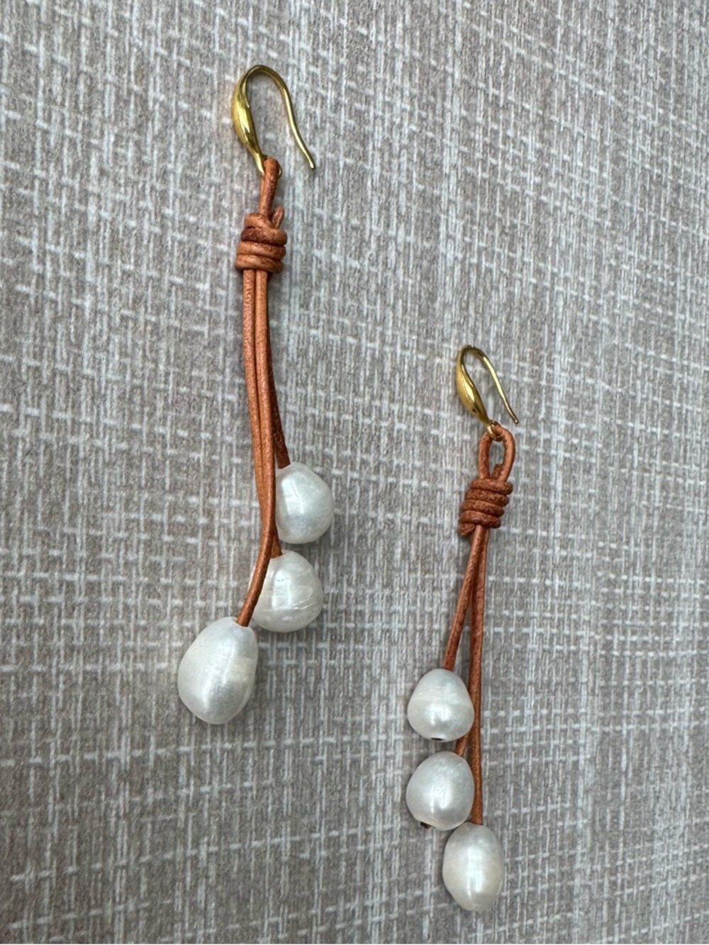 NWOT Polo Ralph Lauren Leather and Pearl Earrings - Picture 4 of 7